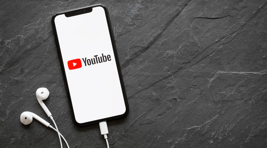 Jak zarabiać na YouTube? Praktyczne porady